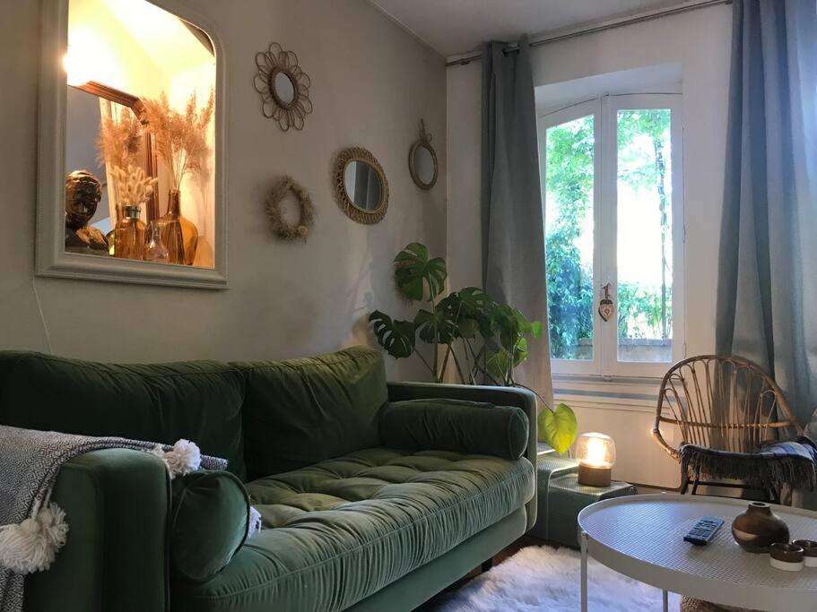 Maisonnette Le Long Du Loing Episy Exterior foto