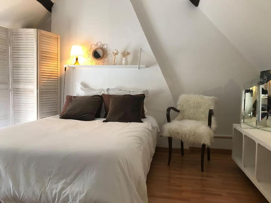 Maisonnette Le Long Du Loing Episy Exterior foto